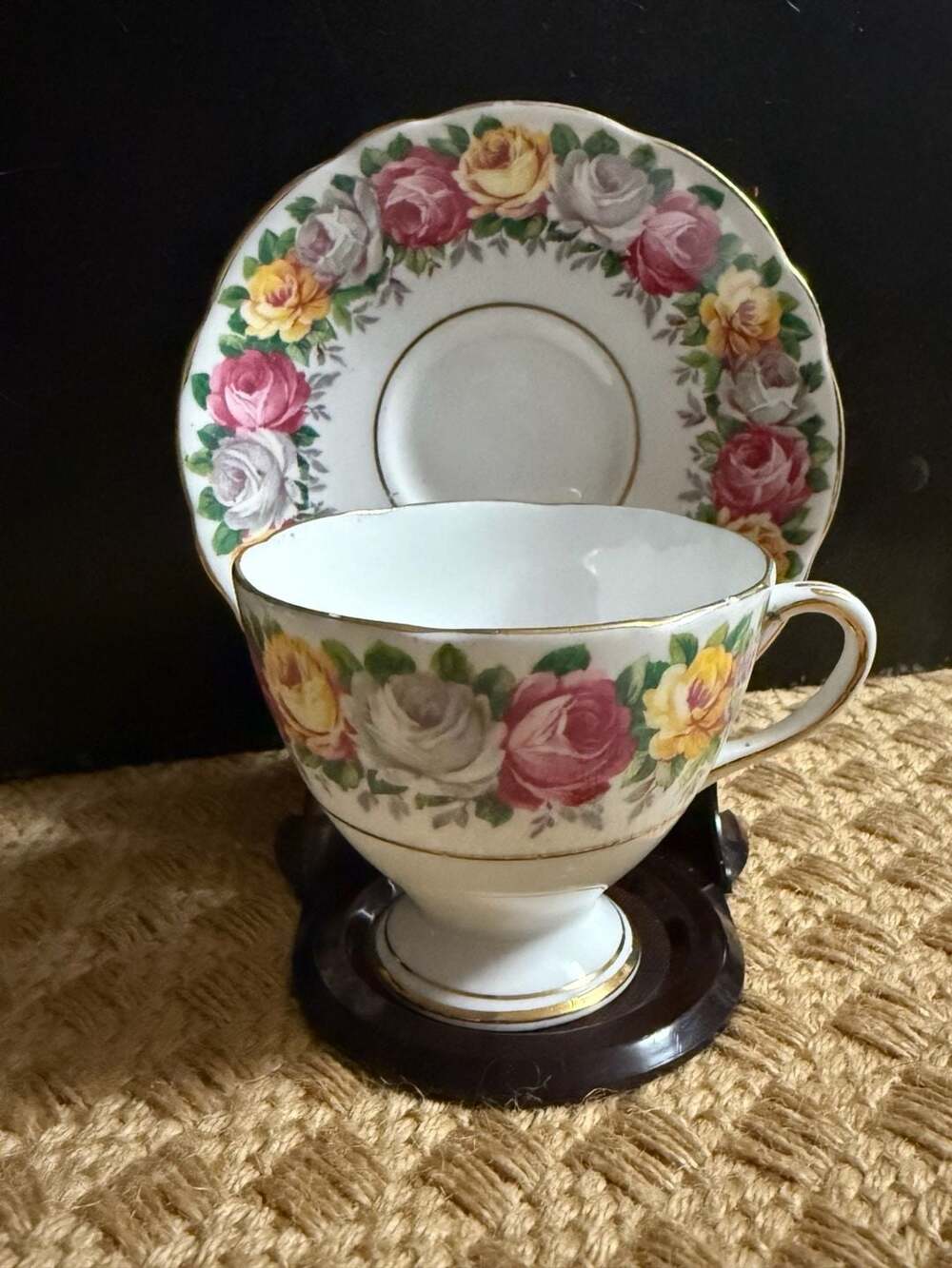 Gladstone Bone China Rosemary Floral Pattern Teacup and Saucer Set